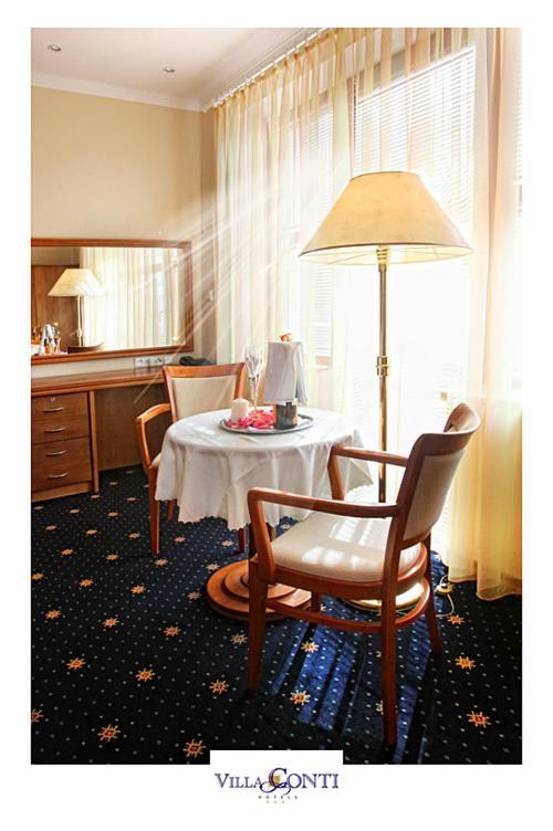 Hotel Villa Conti Písek Extérieur photo